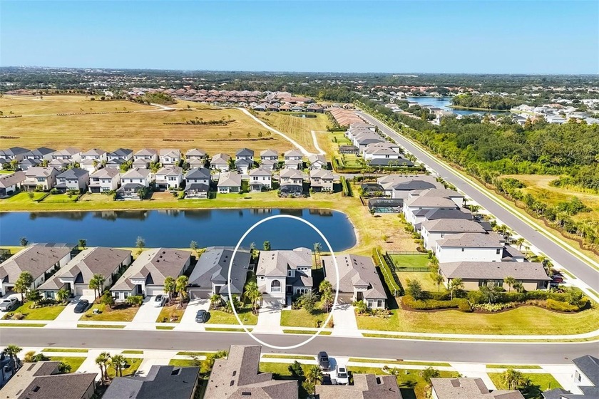 Welcome to the gated community of Grandview at the Heights where - Beach Home for sale in Bradenton, Florida on Beachhouse.com