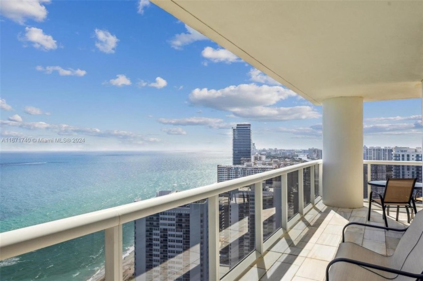 This is undeniably the best line in the Beach Club complex with - Beach Condo for sale in Hallandale Beach, Florida on Beachhouse.com