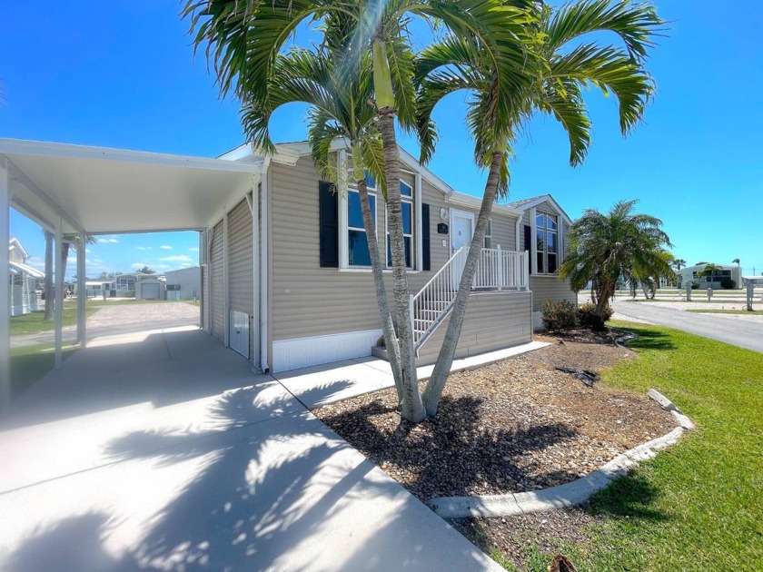 **This home offers great rental potential for extra income or - Beach Home for sale in Fort Myers Beach, Florida on Beachhouse.com