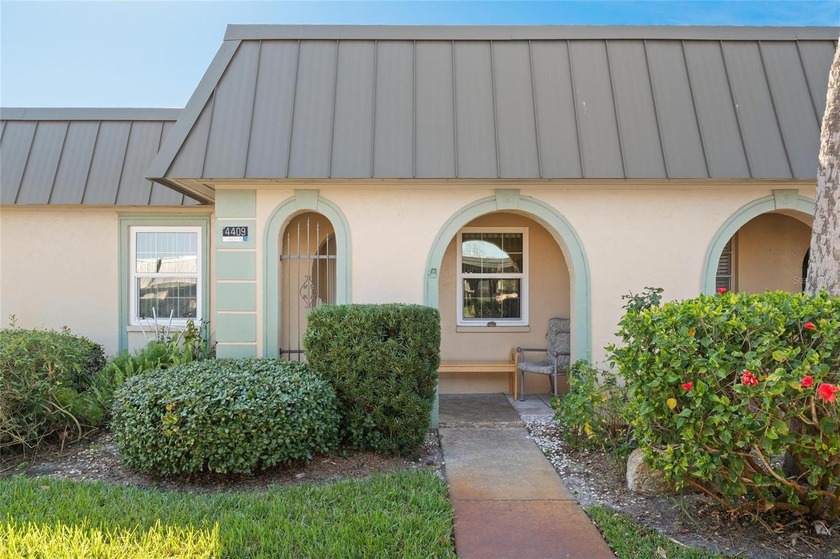 **NEW PRICE, BEST UNIT IN THE COMMUNITY!!** Don't miss out on - Beach Condo for sale in New Port Richey, Florida on Beachhouse.com