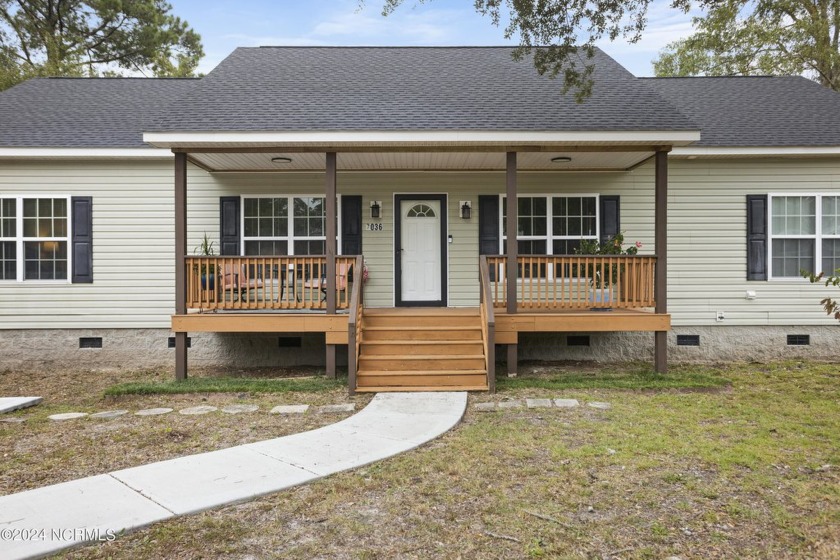 Discover your ideal home in Wilmington, NC! This spacious - Beach Home for sale in Wilmington, North Carolina on Beachhouse.com