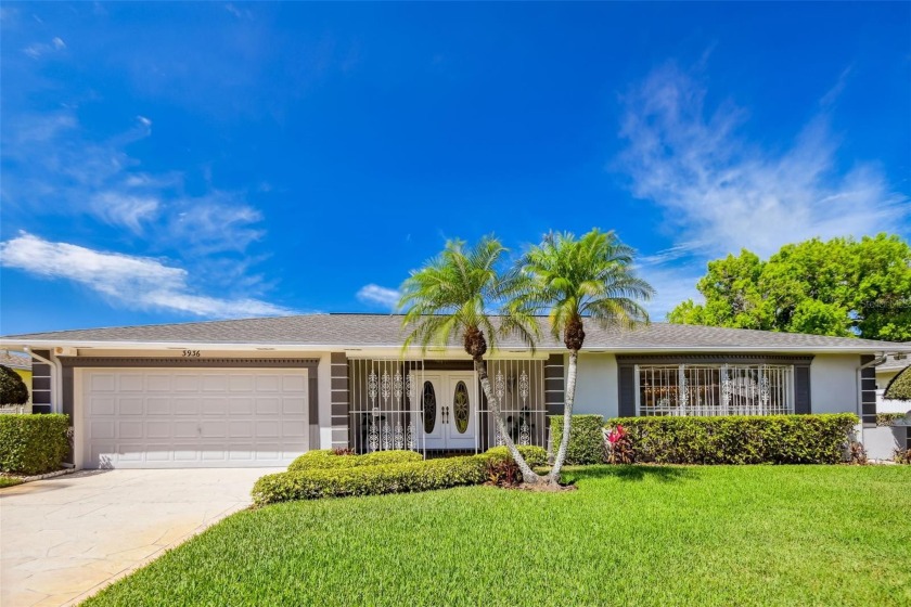 Welcome to beautiful Dana Shores! This 4 bedroom/ 2 bath, split - Beach Home for sale in Tampa, Florida on Beachhouse.com