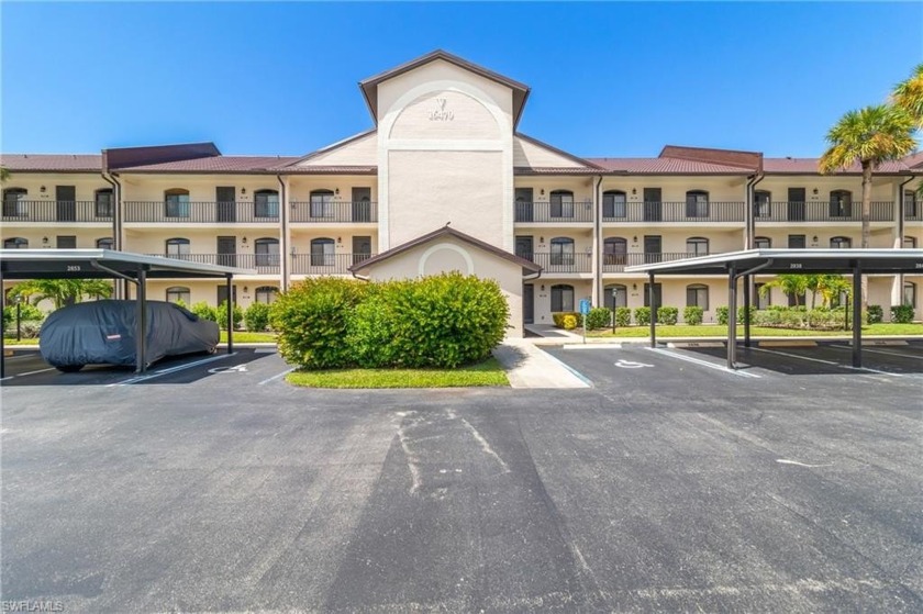 Welcome to the most impressive Manor unit in all of Kelly Greens - Beach Home for sale in Fort Myers, Florida on Beachhouse.com