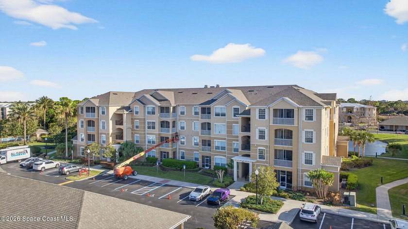 Beautiful 1st-floor corner end unit offering comfort, privacy - Beach Condo for sale in Rockledge, Florida on Beachhouse.com