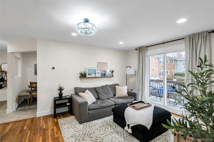 Move right into this beautifully updated first floor co-op with - Beach Home for sale in Patchogue, New York on Beachhouse.com