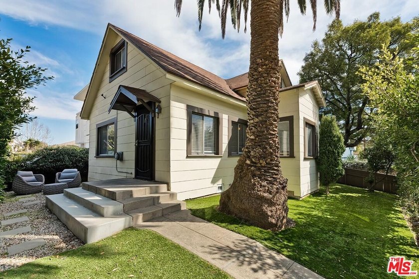 A bright and delightful California cottage just a stone's throw - Beach Home for sale in Santa Monica, California on Beachhouse.com