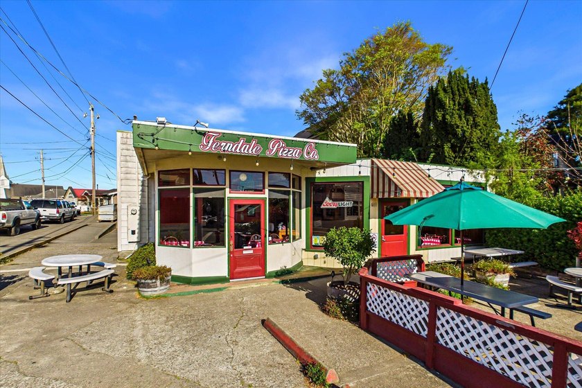Prime commercial real estate opportunity with additional - Beach Commercial for sale in Ferndale, California on Beachhouse.com