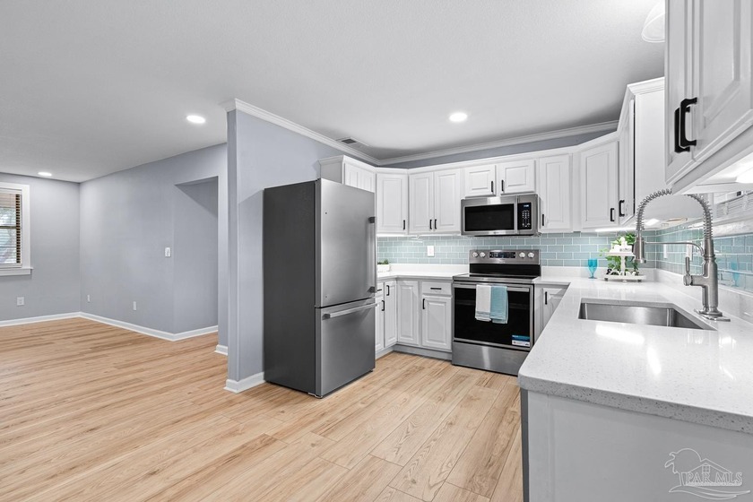 Welcome to the most updated 4 bed/3 full bath in Gulf Breeze - Beach Home for sale in Gulf Breeze, Florida on Beachhouse.com