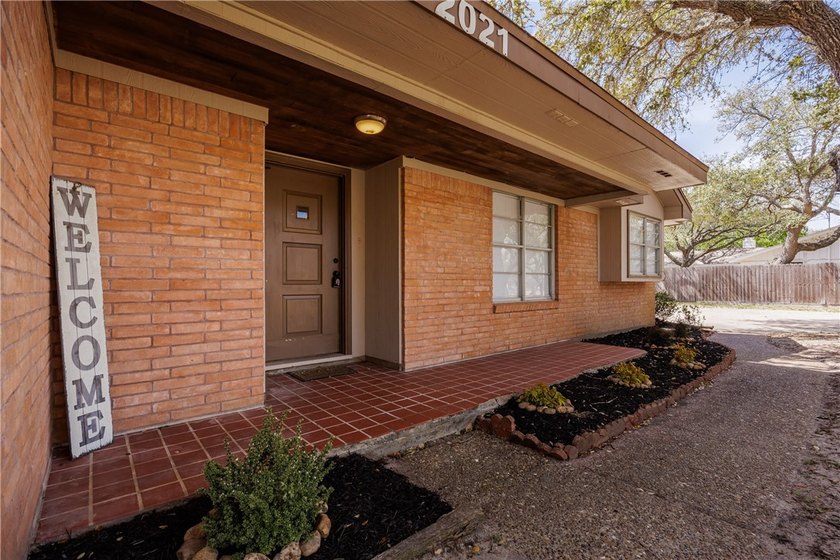 Experience the charm of coastal living with space, privacy, and - Beach Home for sale in Ingleside, Texas on Beachhouse.com