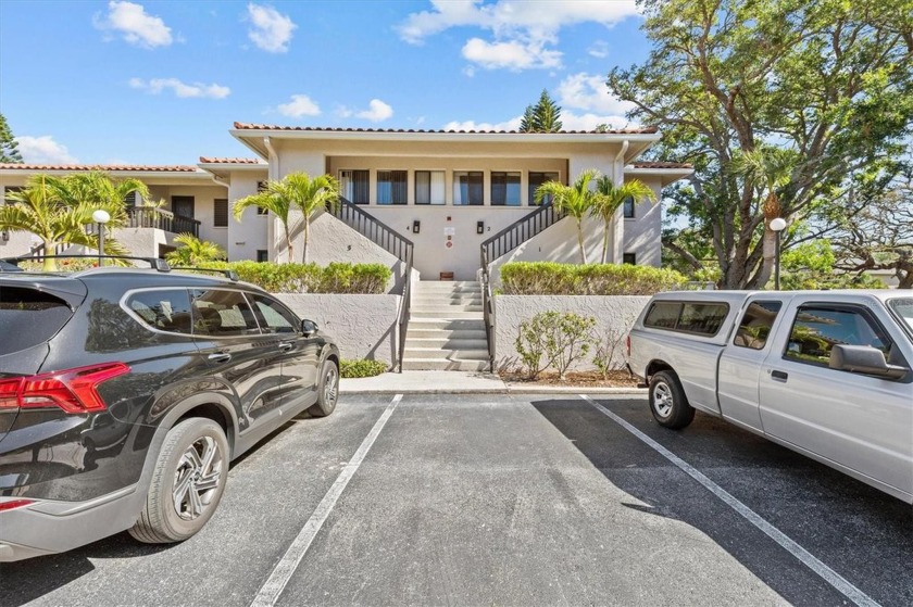 LOWEST PRICED CONDO IN THE COVE. DON'T MISS THIS GREAT DEAL! - Beach Condo for sale in Tarpon Springs, Florida on Beachhouse.com