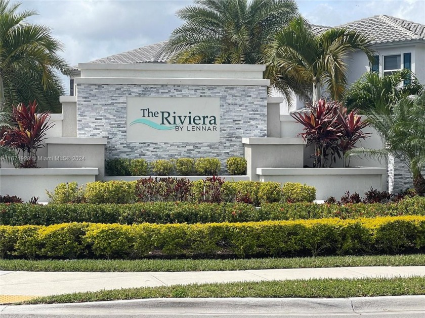 CORNER TOWNHOUSE FOR SALE LOCATED AT THE RIVIERA BY LENNAR - Beach Townhome/Townhouse for sale in Homestead, Florida on Beachhouse.com