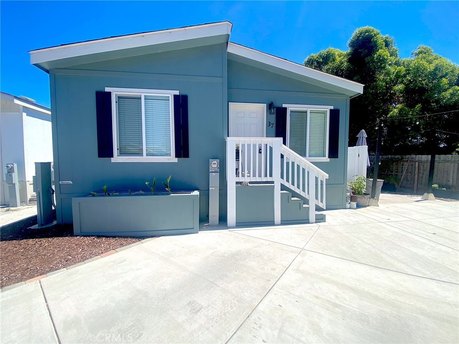 2021 Silvercrest just 5 miles away from the beach. Terrace - Beach Home for sale in Oceanside, California on Beachhouse.com