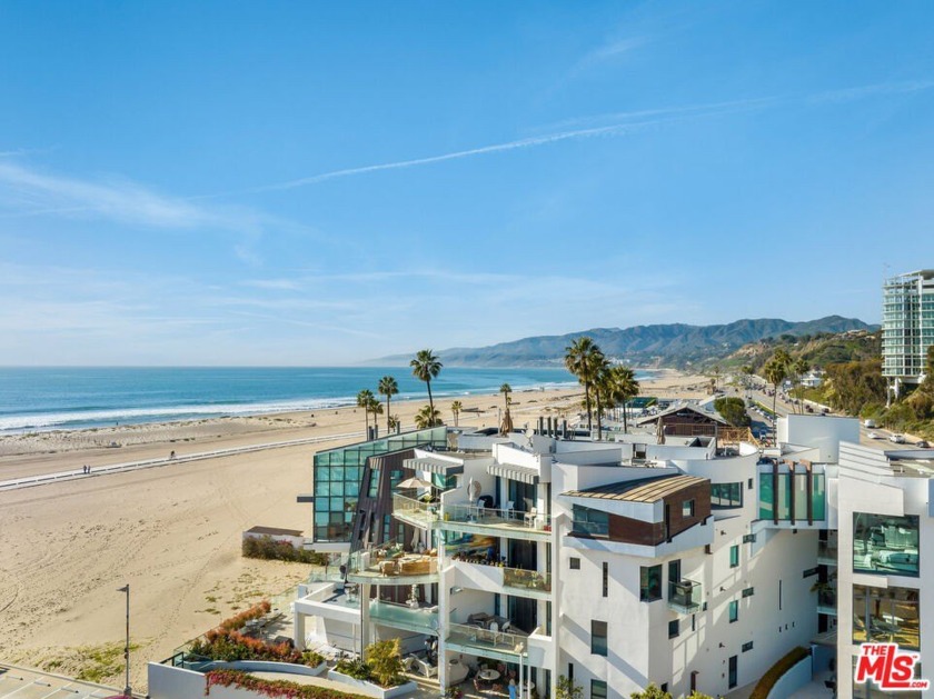 Experience the apex of the Santa Monica lifestyle at 270 - Beach Condo for sale in Santa Monica, California on Beachhouse.com