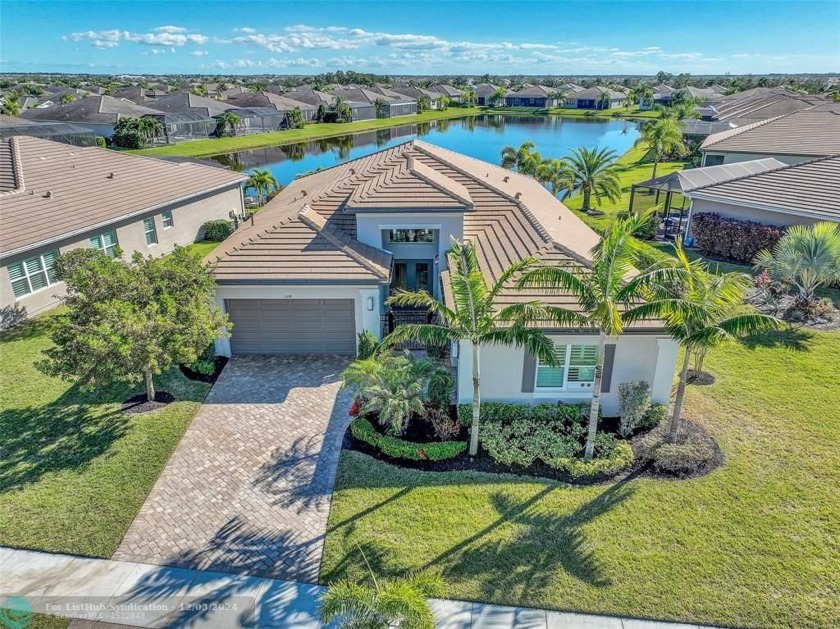 Get ready to fall in love with this comfortable  stylish - Beach Home for sale in Port Saint Lucie, Florida on Beachhouse.com