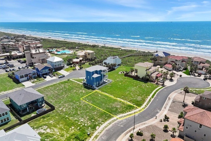 Wonderful place to build your beach vacation home, just 5 lots - Beach Lot for sale in Port Aransas, Texas on Beachhouse.com