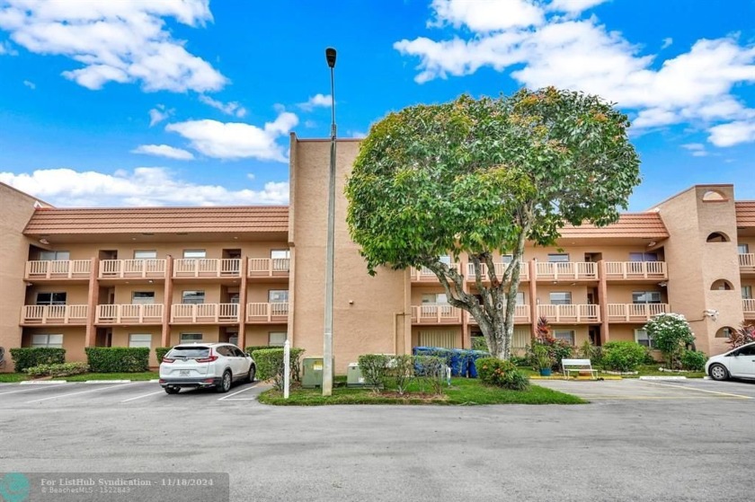 Experience Serene Lakeview Living in this beautifully renovated - Beach Condo for sale in Sunrise, Florida on Beachhouse.com