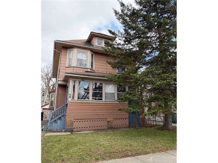 Welcome to this charming colonial in the highly desirable 19th - Beach Home for sale in Rochester, New York on Beachhouse.com