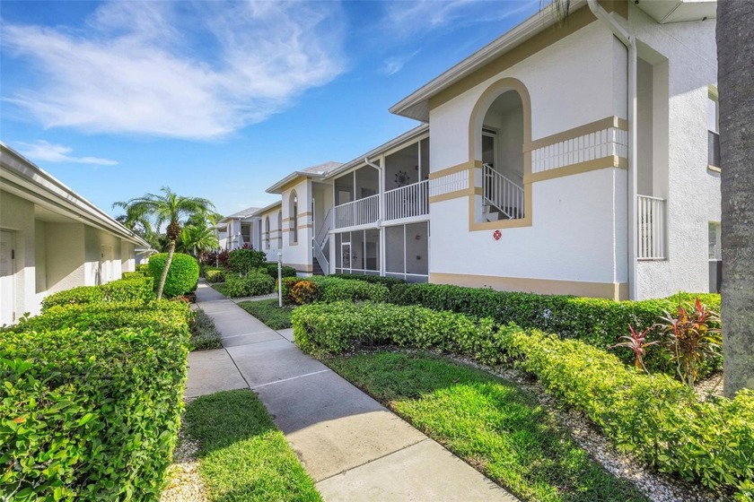 Beautiful End-Unit Second-Floor Condo with Exceptional Light & - Beach Condo for sale in Bradenton, Florida on Beachhouse.com