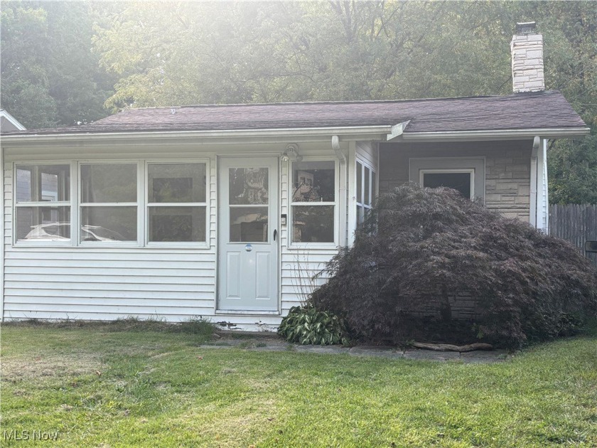 This cute as a button ranch is just what you have been waiting - Beach Home for sale in Madison, Ohio on Beachhouse.com