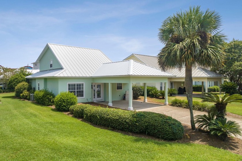 Boom! Check out this gorgeous 3.5/2 in the heart of Miramar - Beach Home for sale in Miramar Beach, Florida on Beachhouse.com