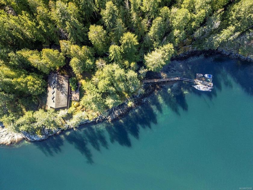 MAGNIFICENT WATERFRONT ESTATE spanning over 14 acres in the - Beach Home for sale in Cortes Island,  on Beachhouse.com