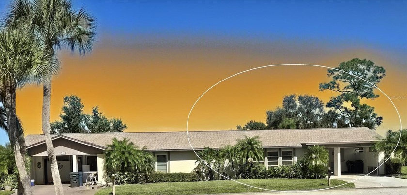 This is an incredibly well located, 216 unit complex. You will - Beach Condo for sale in Sarasota, Florida on Beachhouse.com