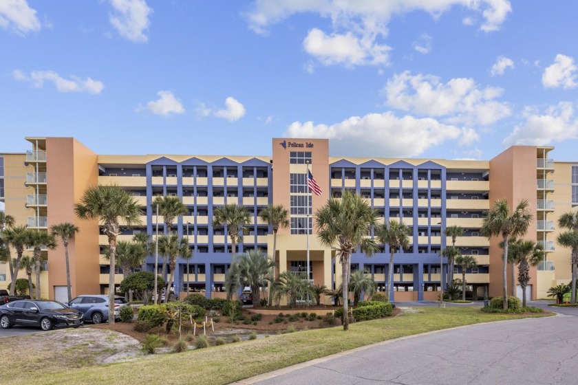 Gorgeous Gulf-Front Condo - 2 Bedroom, 2 Bath + Bonus Hall Bunks
 - Beach Condo for sale in Fort Walton Beach, Florida on Beachhouse.com