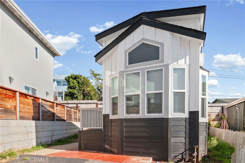 Brand new manufactured home with nothing spared at all on this - Beach Home for sale in Morro Bay, California on Beachhouse.com