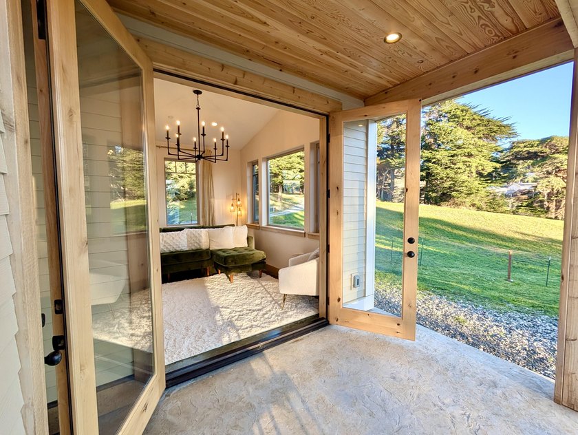 Architectural elements work together to create an stress-free - Beach Home for sale in Mckinleyville, California on Beachhouse.com