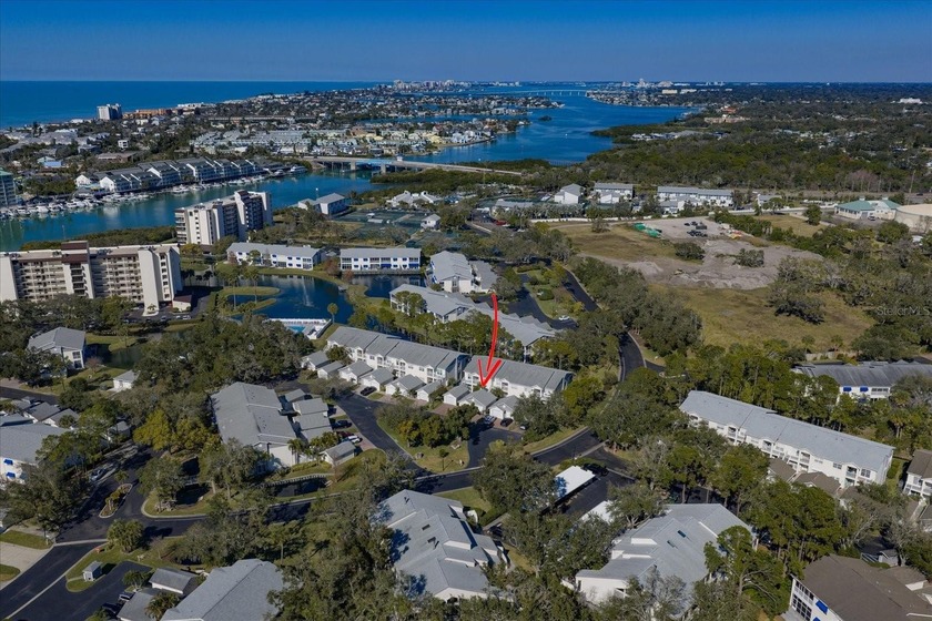 COASTAL COMFORT MEETS TURNKEY LIVING! Welcome to effortless - Beach Condo for sale in Largo, Florida on Beachhouse.com