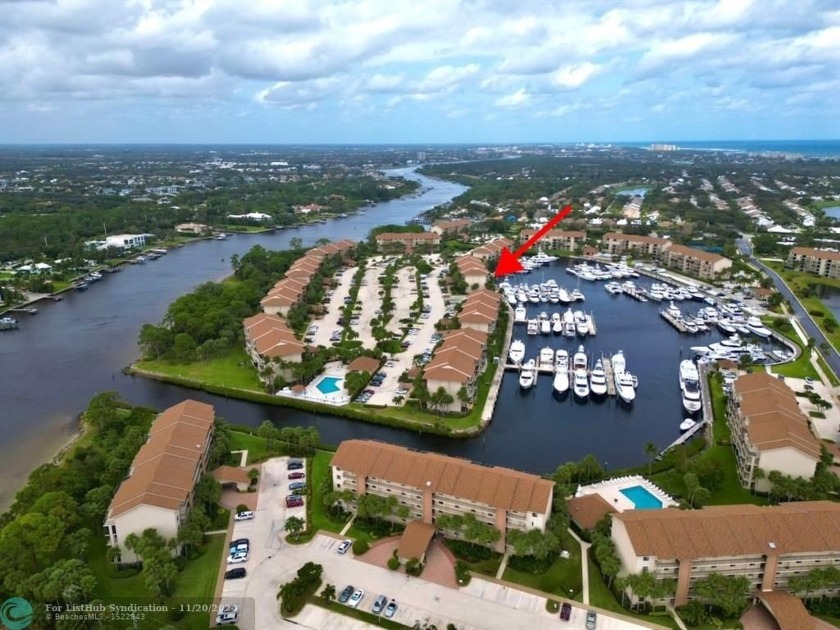 Discover this elegantly renovated two-bedroom, two-bathroom - Beach Condo for sale in Jupiter, Florida on Beachhouse.com