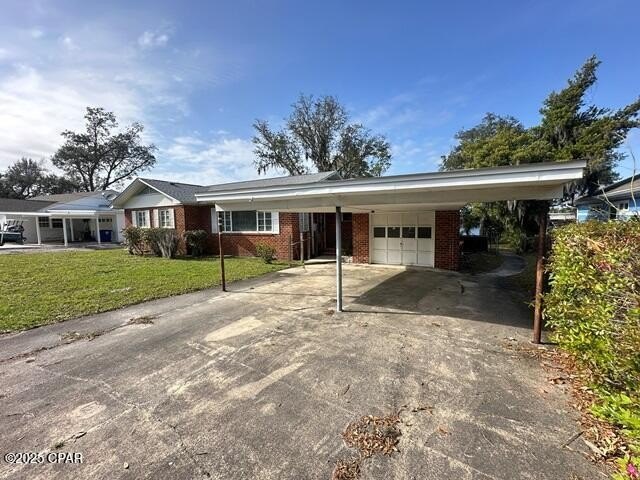 Stunning 100 feet of waterfront on Watson Bayou, a renowned safe - Beach Home for sale in Panama City, Florida on Beachhouse.com