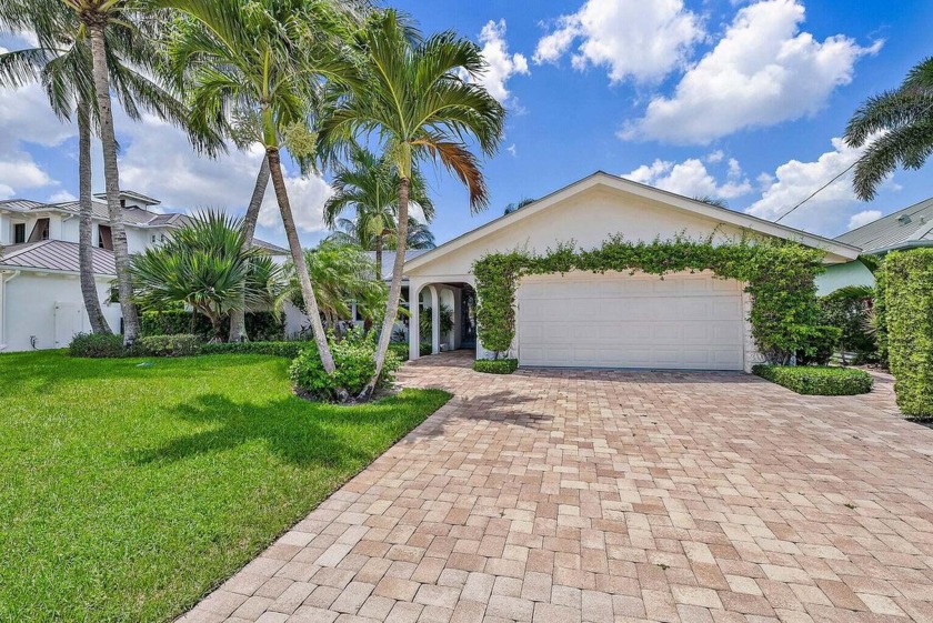 Have you been searching for a WATERFRONT gem in the heart of - Beach Home for sale in Jupiter, Florida on Beachhouse.com