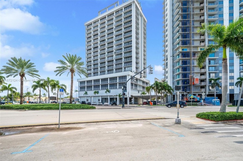 Awesome location for this freshly painted urban studio on Young - Beach Condo for sale in Hollywood, Florida on Beachhouse.com