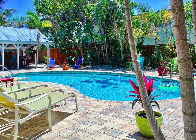 Coconut Grove Beach Resort 5, 6, 7, 8, 6 Bedroom, 4 Baths - Beach Vacation Rentals in Clearwater Beach, Florida on Beachhouse.com