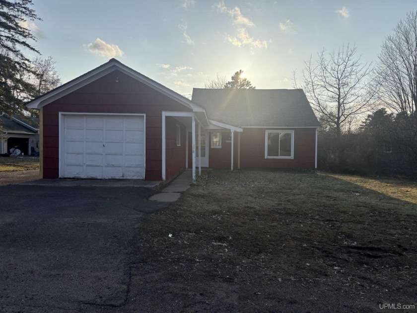 Extensively remodeled home with garage in Ironwood Township - Beach Home for sale in Ironwood, Michigan on Beachhouse.com