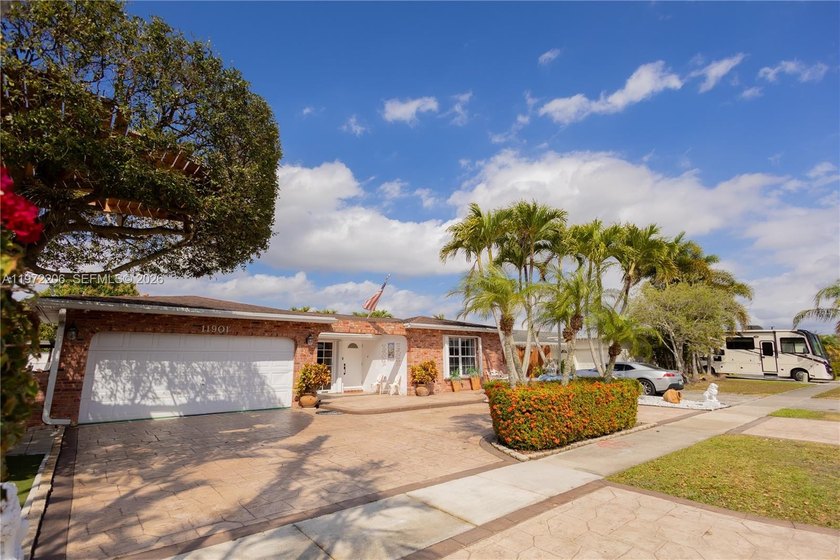 Beautiful waterfront pool home located in the desirable - Beach Home for sale in Sunrise, Florida on Beachhouse.com