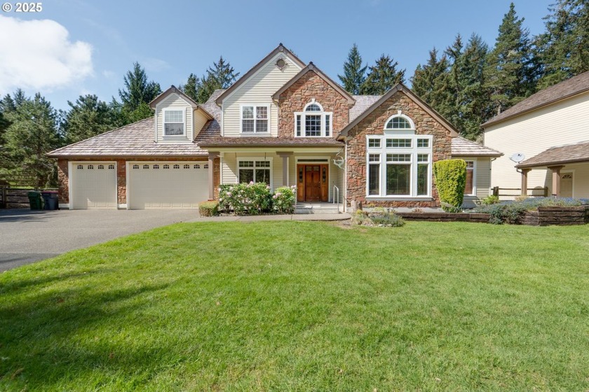 This exceptional home in Warrenton's coveted Lienenweber Lake - Beach Home for sale in Warrenton, Oregon on Beachhouse.com