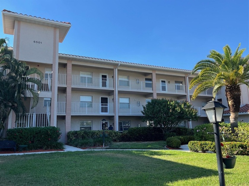 Enjoy the spectacular sunsets and stunning views from this - Beach Condo for sale in Bradenton, Florida on Beachhouse.com