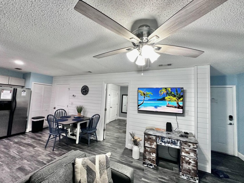 Vacation Rental for Sale! Destin Condo Turn-Key Fully Furnished - Beach Condo for sale in Destin, Florida on Beachhouse.com