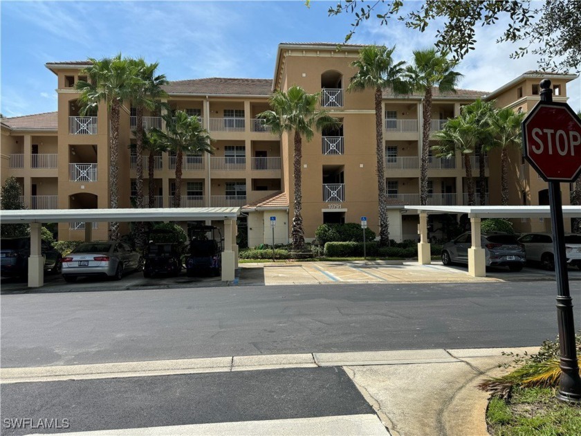 This stunning well decorated turnkey condo home built by WCI is - Beach Condo for sale in Fort Myers, Florida on Beachhouse.com