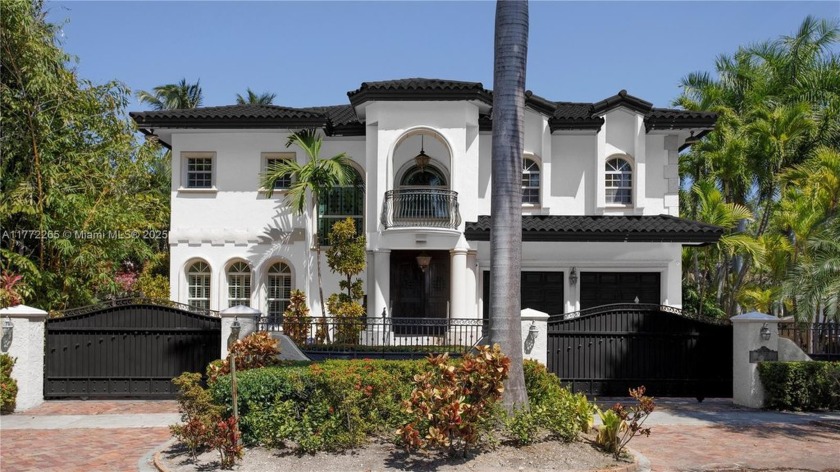 Exceptional Value and best Price per SF on prestigious N Bay Rd! - Beach Home for sale in Miami Beach, Florida on Beachhouse.com