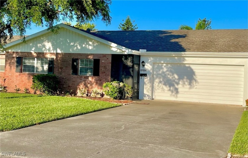 Here it is-that CONDO with a DOUBLE GARAGE YOU ALWAYS WANTED! - Beach Home for sale in Fort Myers, Florida on Beachhouse.com