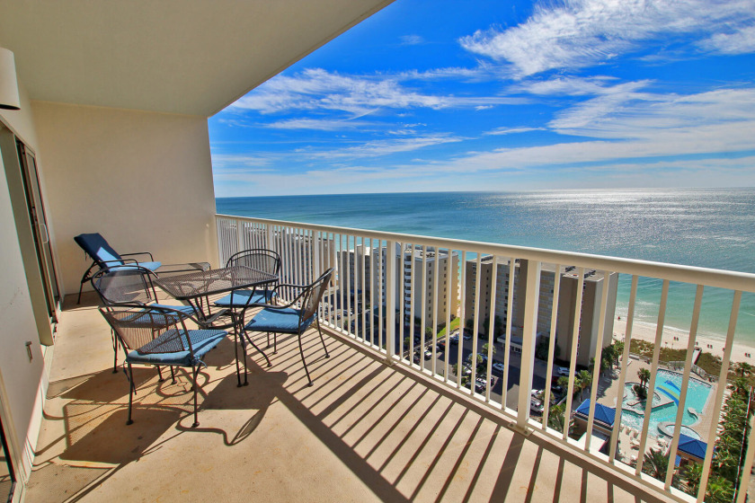 Crystal Tower 1706- The Beach is Where the Magic Happens! Come Ex - Beach Vacation Rentals in Gulf Shores, Alabama on Beachhouse.com