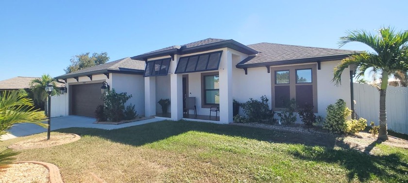 This 3bed & 2bath move-in ready home is in impeccable and - Beach Home for sale in Port Charlotte, Florida on Beachhouse.com