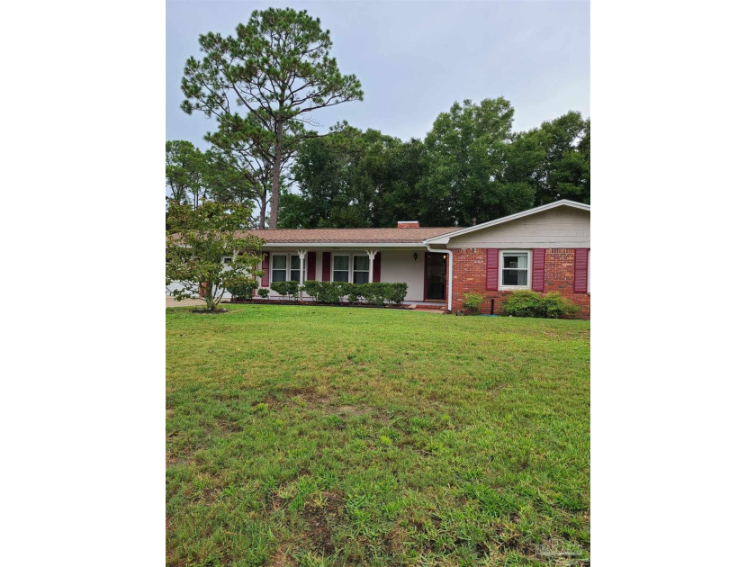 Charming 3 bedroom, 2 bath home in Cordova Park Subdivision. New - Beach Home for sale in Pensacola, Florida on Beachhouse.com