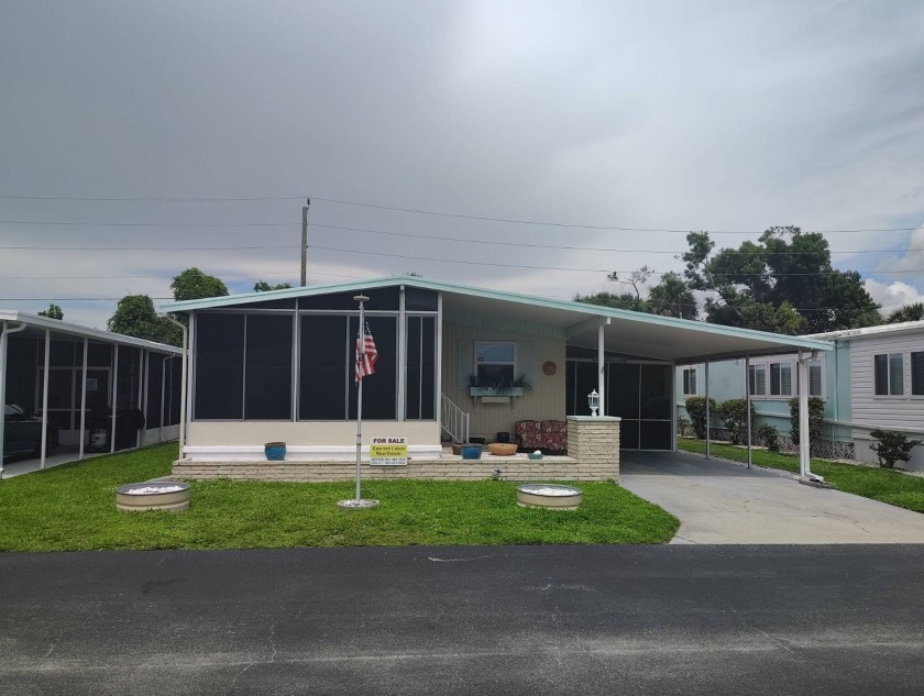 Welcome to 43 Sierra Vista - your slice of Margaritaville in - Beach Home for sale in Nokomis, Florida on Beachhouse.com