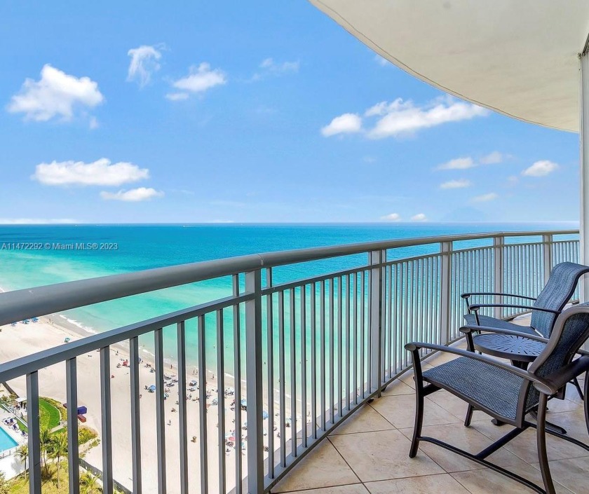 Exceptional 3-bedroom, 3-full-bath condo with a coveted direct - Beach Condo for sale in Sunny Isles Beach, Florida on Beachhouse.com