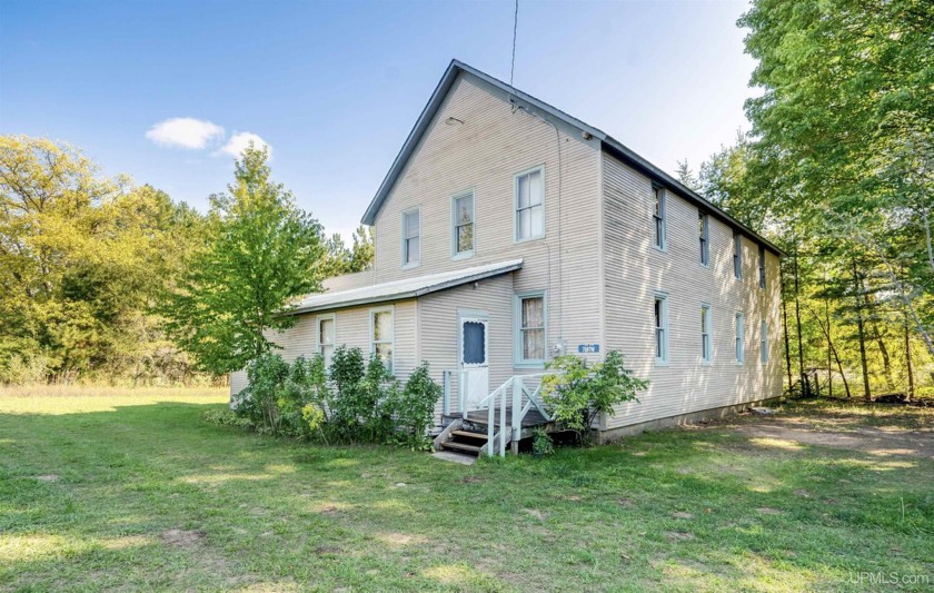 Unlock the ultimate Upper Peninsula adventure destination! - Beach Home for sale in Manistique, Michigan on Beachhouse.com