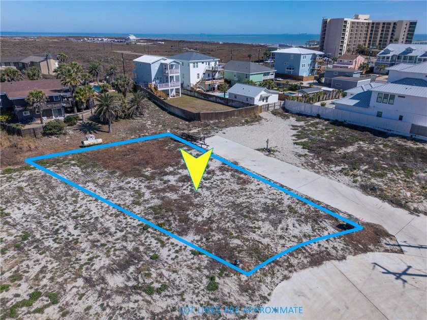 Oversized lot in Old Town with water views of the beach and St - Beach Lot for sale in Port Aransas, Texas on Beachhouse.com